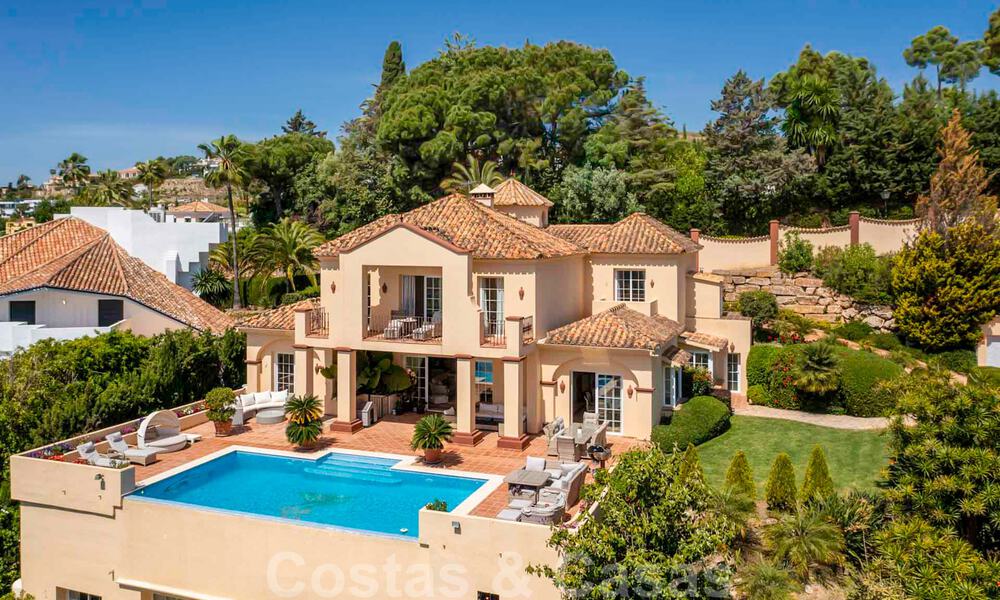 Spaanse, luxevilla te koop, met zicht op het landschap en de zee, in Marbella - Benahavis 41564