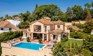 Spaanse, luxevilla te koop, met zicht op het landschap en de zee, in Marbella - Benahavis 41564 