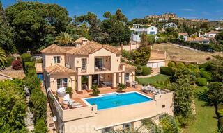 Spaanse, luxevilla te koop, met zicht op het landschap en de zee, in Marbella - Benahavis 41567 