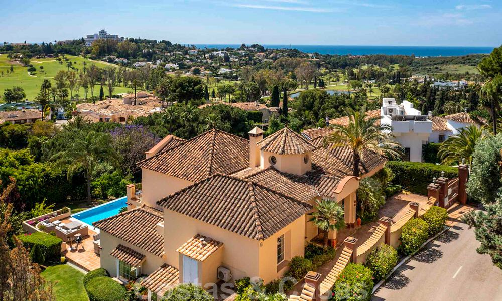 Spaanse, luxevilla te koop, met zicht op het landschap en de zee, in Marbella - Benahavis 41568