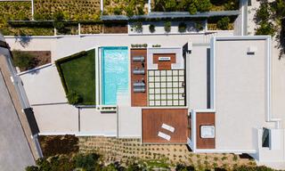 Luxueuze, LA-stijl villa te koop, met een open zicht op de La Concha berg in Nueva Andalucia - Marbella 41701 