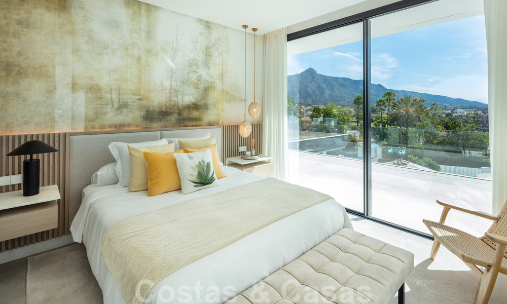 Luxueuze, LA-stijl villa te koop, met een open zicht op de La Concha berg in Nueva Andalucia - Marbella 41717