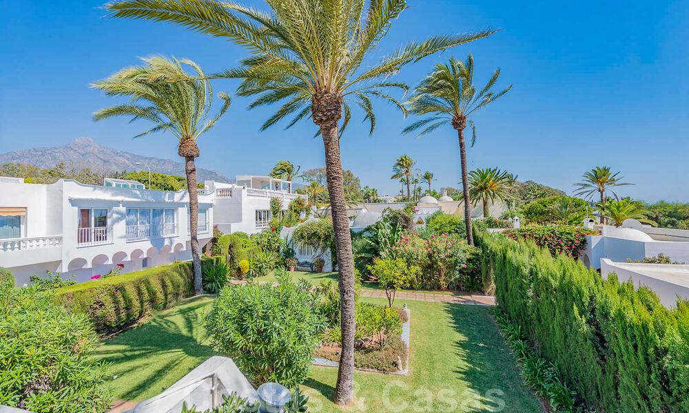 Charmant huis te koop, in een complex direct aan het strand, met prachtig zeezicht op de Golden Mile - Marbella 41644