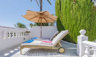 Charmant huis te koop, in een complex direct aan het strand, met prachtig zeezicht op de Golden Mile - Marbella 41648 