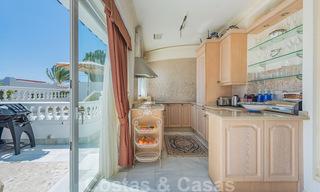 Charmant huis te koop, in een complex direct aan het strand, met prachtig zeezicht op de Golden Mile - Marbella 41649 