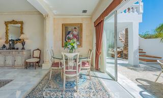 Charmant huis te koop, in een complex direct aan het strand, met prachtig zeezicht op de Golden Mile - Marbella 41651 
