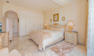 Charmant huis te koop, in een complex direct aan het strand, met prachtig zeezicht op de Golden Mile - Marbella 41655 