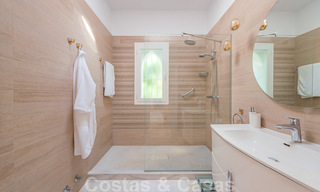 Charmant huis te koop, in een complex direct aan het strand, met prachtig zeezicht op de Golden Mile - Marbella 41658 