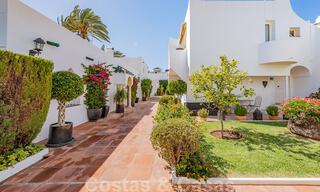 Charmant huis te koop, in een complex direct aan het strand, met prachtig zeezicht op de Golden Mile - Marbella 41676 