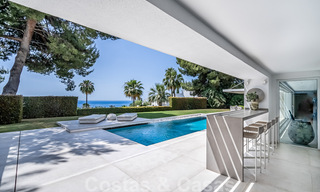 Prachtige villa te koop, gerenoveerd in een luxueuze, moderne stijl, op de Golden Mile - Marbella 41689 