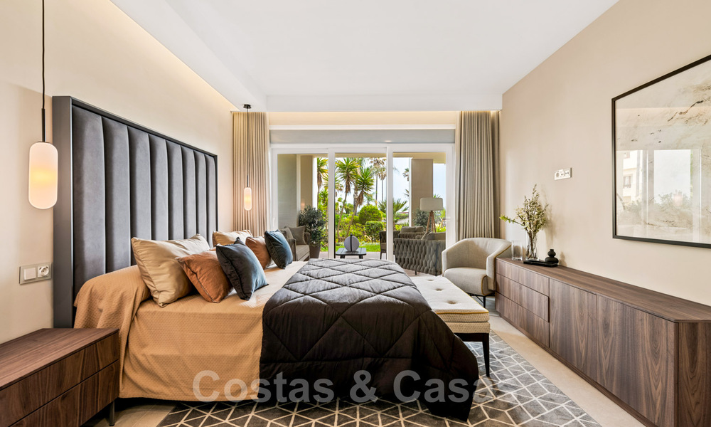 Instapklaar, luxe appartement te koop, in een beveiligd strandcomplex op de New Golden Mile tussen Marbella en Estepona 41891