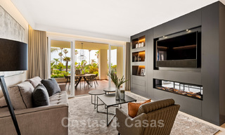 Instapklaar, luxe appartement te koop, in een beveiligd strandcomplex op de New Golden Mile tussen Marbella en Estepona 41894 