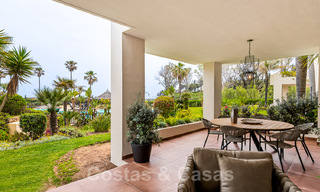 Instapklaar, luxe appartement te koop, in een beveiligd strandcomplex op de New Golden Mile tussen Marbella en Estepona 41900 