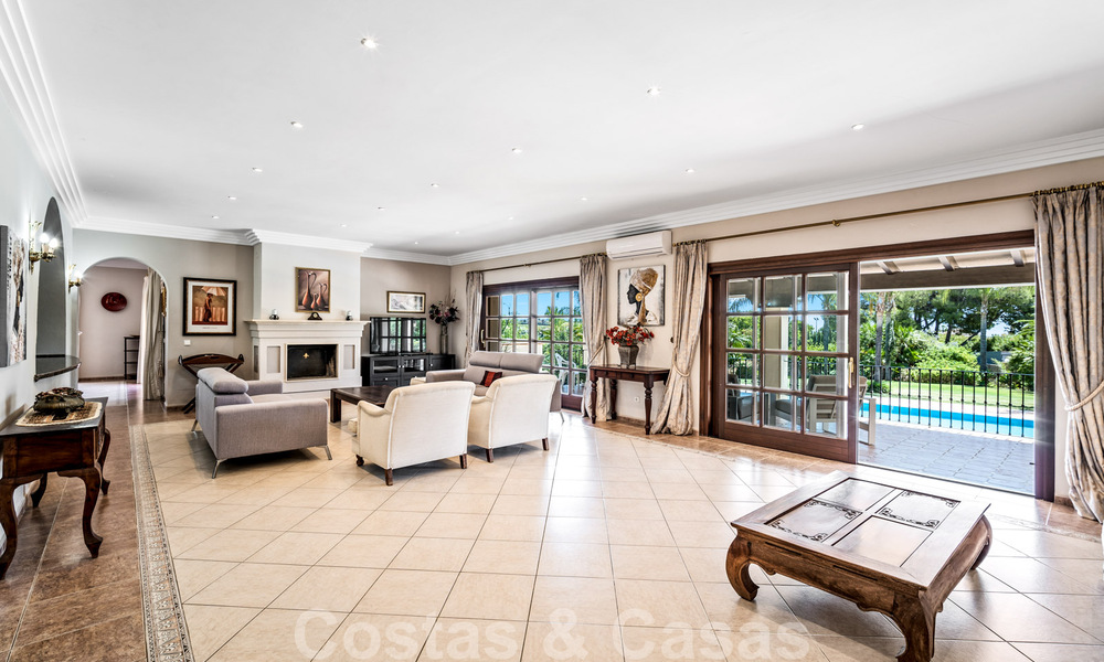 Traditionele, Spaanse luxevilla te koop in Benahavis - Marbella 41856