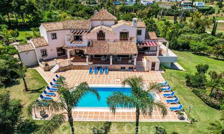 Traditionele, Spaanse luxevilla te koop in Benahavis - Marbella 41857