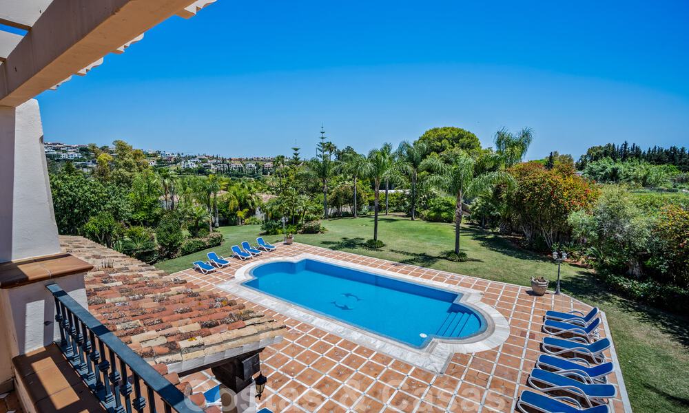 Traditionele, Spaanse luxevilla te koop in Benahavis - Marbella 41875