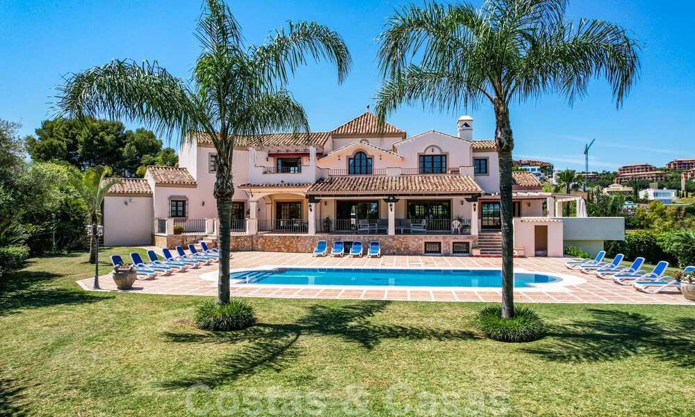 Traditionele, Spaanse luxevilla te koop in Benahavis - Marbella 41884