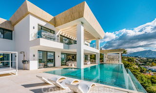 Moderne villa te koop met panoramisch zeezicht in Marbella - Benahavis 41921