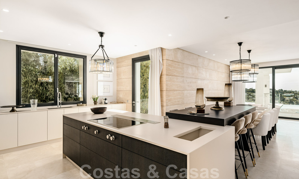 Moderne villa te koop met panoramisch zeezicht in Marbella - Benahavis 41923