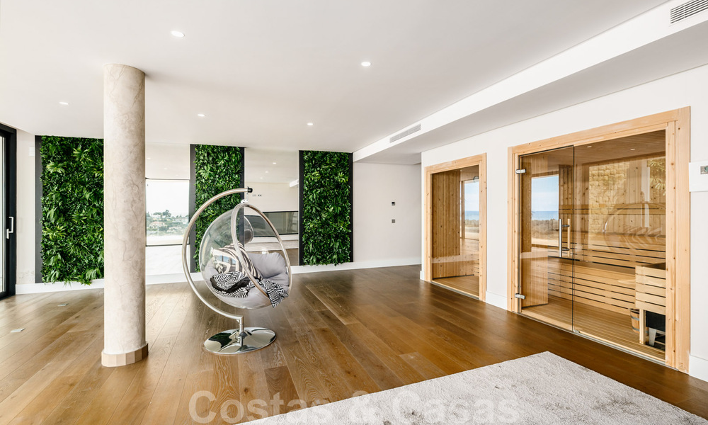 Moderne villa te koop met panoramisch zeezicht in Marbella - Benahavis 41925