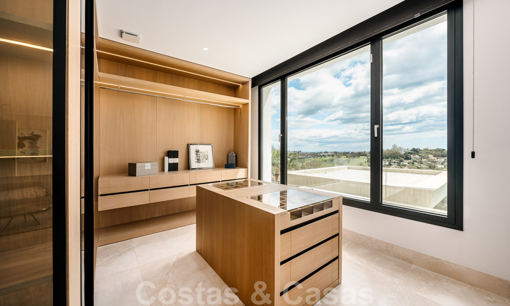 Moderne villa te koop met panoramisch zeezicht in Marbella - Benahavis 41929