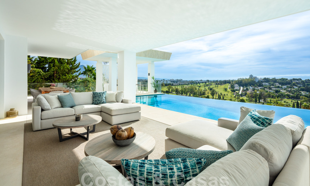 Moderne villa te koop met panoramisch zeezicht in Marbella - Benahavis 58753