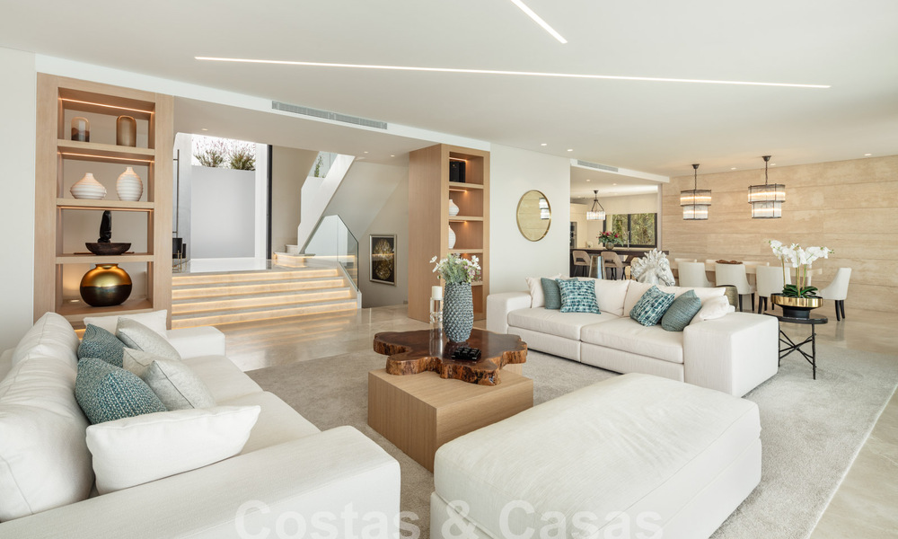 Moderne villa te koop met panoramisch zeezicht in Marbella - Benahavis 58764