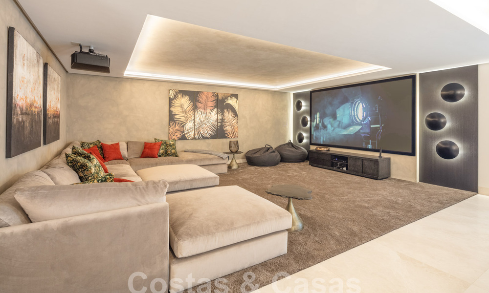 Moderne villa te koop met panoramisch zeezicht in Marbella - Benahavis 58771