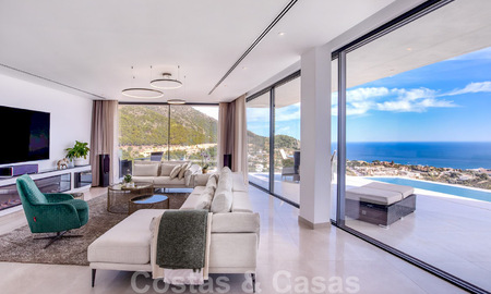 Architecturale, moderne luxevilla te koop in Mijas, Costa del Sol 41935