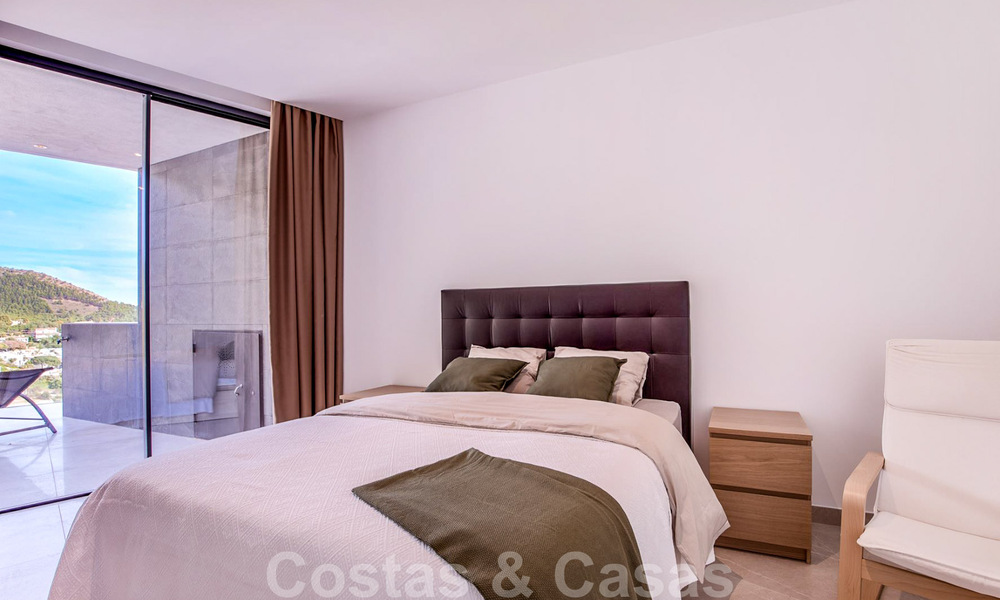 Architecturale, moderne luxevilla te koop in Mijas, Costa del Sol 41962