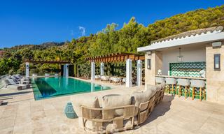 Nieuw op de markt! Eigentijdse, moderne luxevilla te koop in resort stijl met panoramisch zeezicht in Cascada de Camojan in Marbella 42107 
