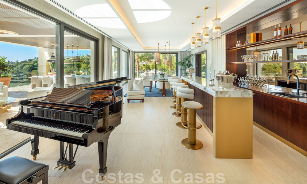 Eigentijdse, moderne luxevilla te koop in resort stijl met panoramisch zeezicht in Cascada de Camojan in Marbella 42111
