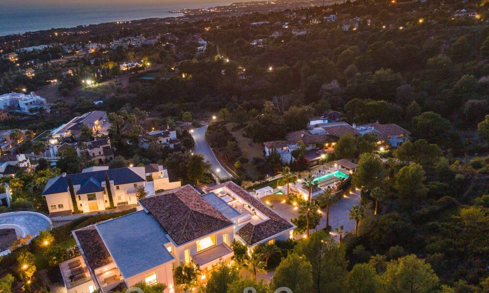 Eigentijdse, moderne luxevilla te koop in resort stijl met panoramisch zeezicht in Cascada de Camojan in Marbella 42124