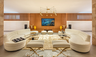 Nieuw op de markt! Eigentijdse, moderne luxevilla te koop in resort stijl met panoramisch zeezicht in Cascada de Camojan in Marbella 42406 