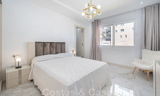 Gerenoveerd appartement te koop, met zeezicht, eerstelijnstrand complex vlak naast de jachthaven van Puerto Banus, Marbella 42249 