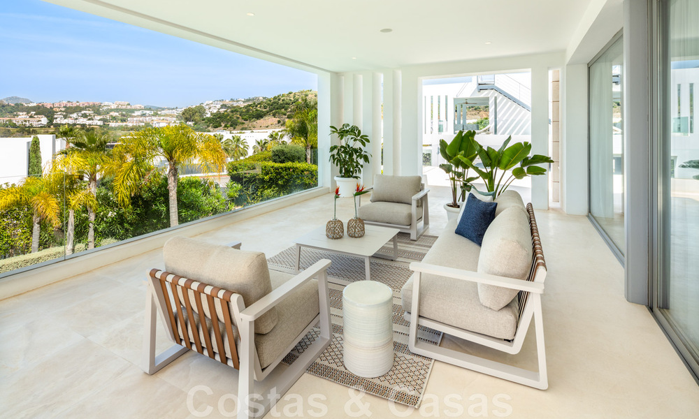 Designervilla te koop, in een exclusieve urbanisatie van Nueva Andalucia - Marbella 42145