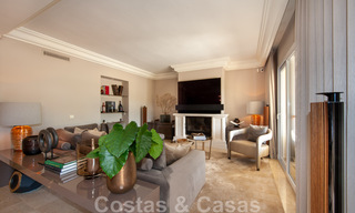 Luxe penthouse te koop in prachtig eerstelijnsgolf resort in Nueva Andalucia, Marbella 42174 