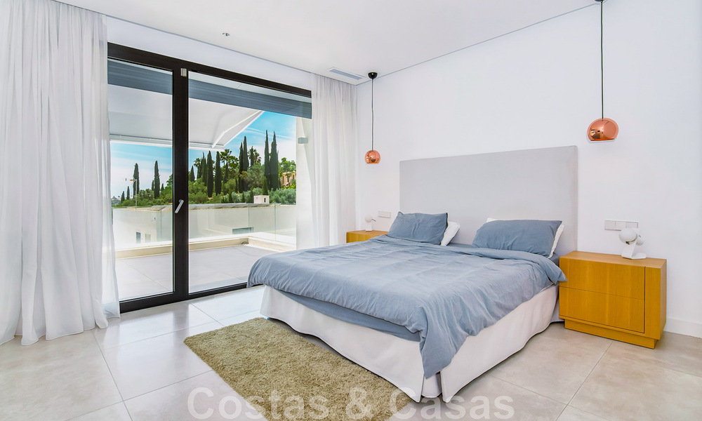 Recent gebouwde designervilla te koop, rustig gelegen in de heuvels van La Quinta te Benahavis - Marbella 42562