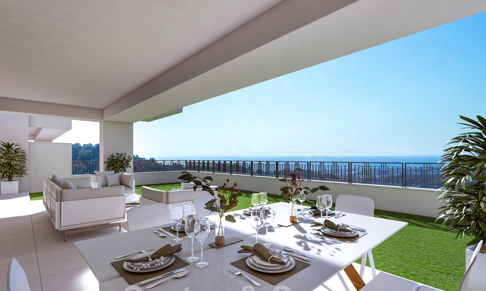 Nieuwe luxe appartementen te koop, met een onverstoord uitzicht op het meer, de bergen en op de kust richting Gibraltar, gelegen in het rustige Istán, Costa del Sol 42610