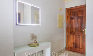 Groot appartement te koop met een mooi zeezicht in Benahavis - Marbella 42341 
