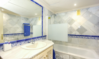 Groot appartement te koop met een mooi zeezicht in Benahavis - Marbella 42344 