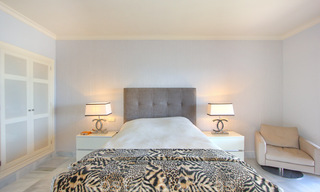 Groot appartement te koop met een mooi zeezicht in Benahavis - Marbella 42361 