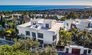 Spectaculair, modern penthouse te koop met adembenemend zeezicht in het zeer gegeerde Sierra Blanca, op de Golden Mile van Marbella 42666 