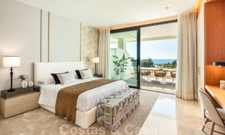 Spectaculair, modern penthouse te koop met adembenemend zeezicht in het zeer gegeerde Sierra Blanca, op de Golden Mile van Marbella 51504 