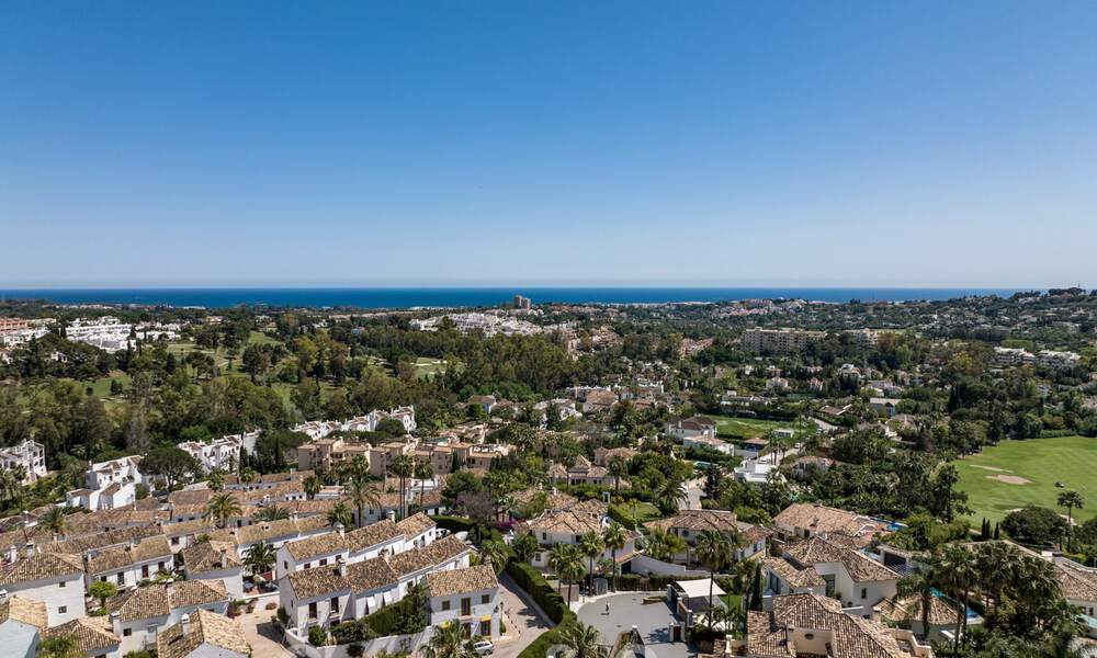 Eigentijdse mediterrane luxevilla te koop met uitzicht op de golfvallei in Nueva Andalucia - Marbella 42814