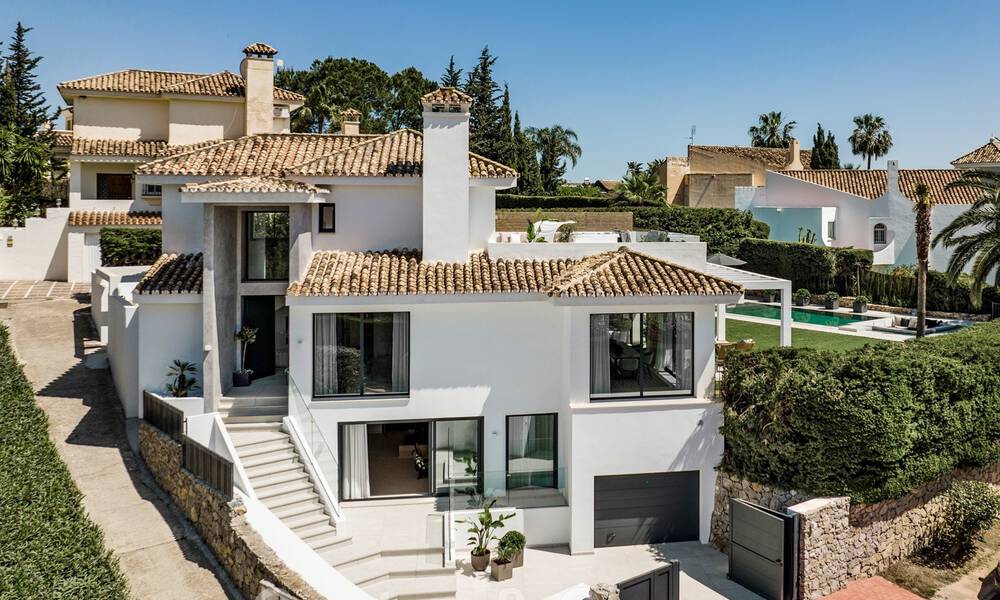 Eigentijdse mediterrane luxevilla te koop met uitzicht op de golfvallei in Nueva Andalucia - Marbella 42816