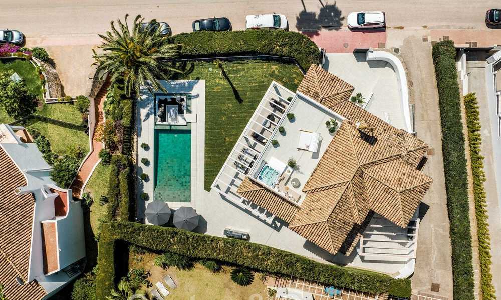 Eigentijdse mediterrane luxevilla te koop met uitzicht op de golfvallei in Nueva Andalucia - Marbella 42822