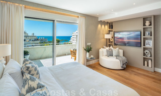 Luxepenthouse te koop, gerenoveerd in hedendaagse stijl, met zeezicht in een beveiligd complex in Marbella stad 43106 