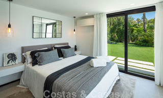 Prachtige, eigentijdse villa te koop gelegen in het hartje van Nueva Andalucia’s golfvallei in Marbella 43045 