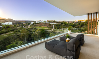 Spectaculaire luxevilla’s te koop i/e eigentijds architectuur gesitueerd i/e golfresort o/d New Golden Mile tussen Marbella en Estepona 63185 
